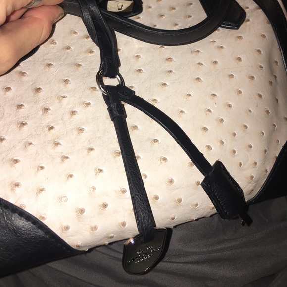 London Fog purse - Picture 4 of 4