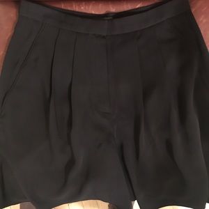 Formal high waisted shorts