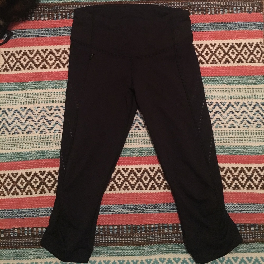 Lululemon stop at nothing crops