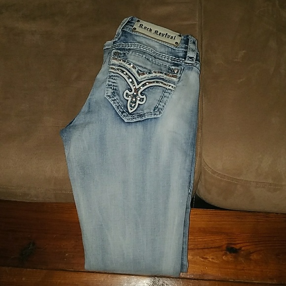 ROCK REVIVAL JEANS - Picture 3 of 3