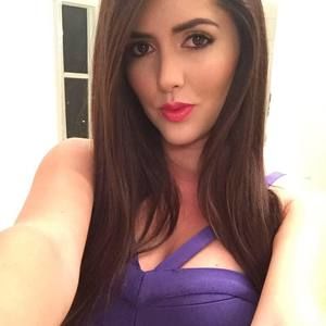 Meet your Posher, Esperanza