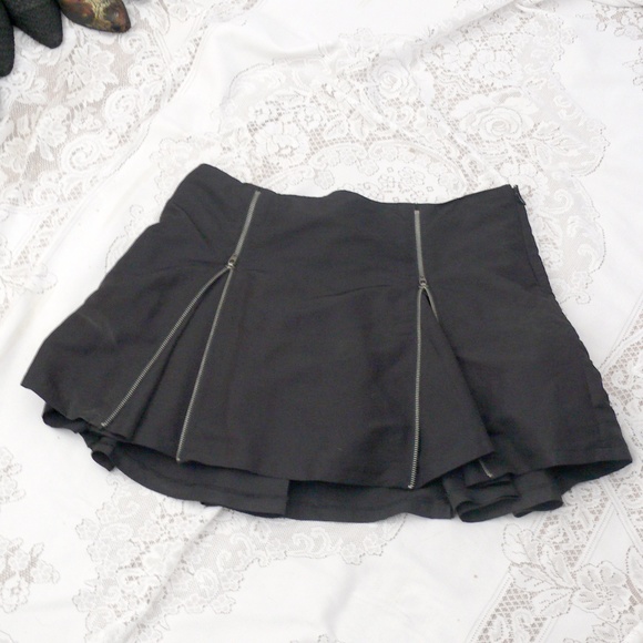 LUELLA for Target Punk Style zipper skirt - Picture 1 of 4