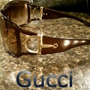 Authentic Gucci sunnies sunglasses.