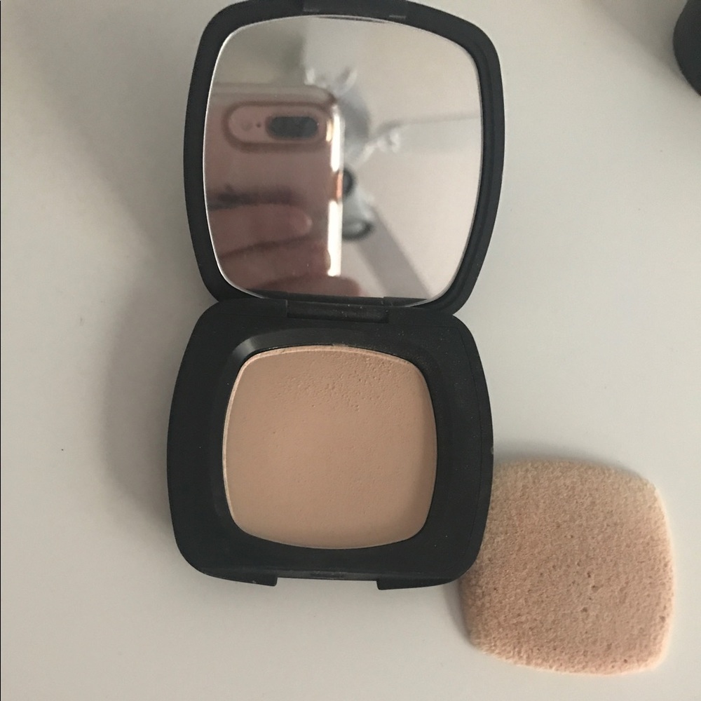 Bare minerals touch up veil