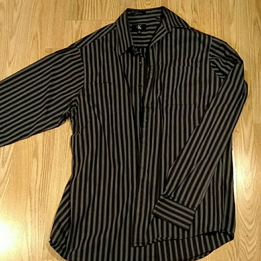 Button down shirt (size L)
