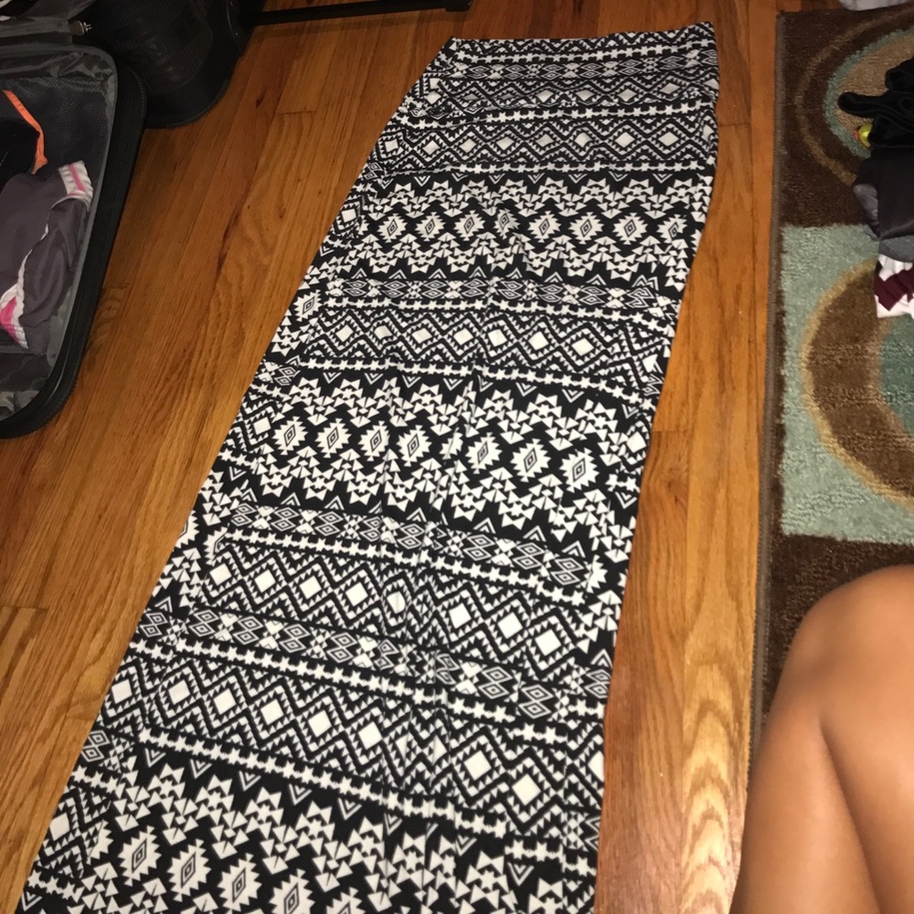 Tribal print maxi skirt