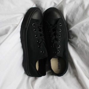 Chuck Taylor converse black