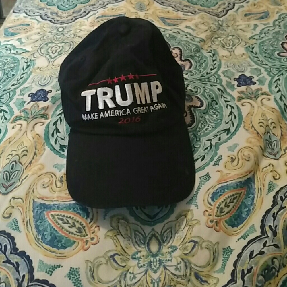 Trump hat