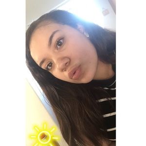 Meet your Posher, Janessa