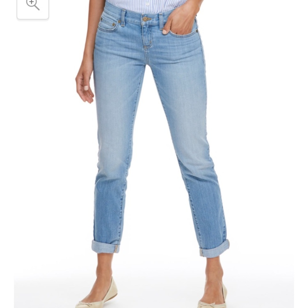 Vineyard Vines Lighthouse Wash Weekend Jeans