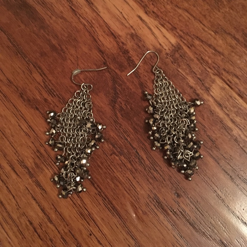 Dangle earrings