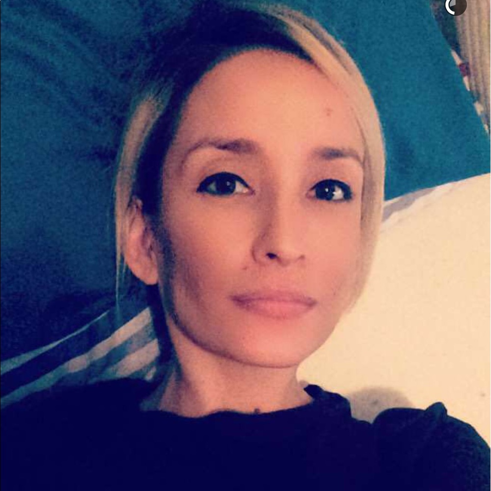 Meet your Posher, Monique