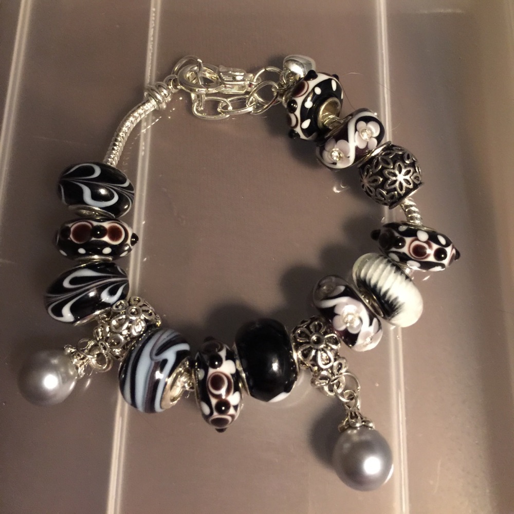 Murano Glass Beads Silver Bracelet.