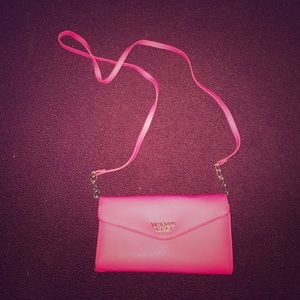 Over the shoulder wallet