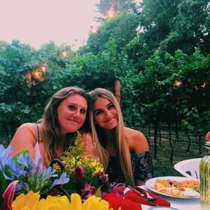 Meet your Posher, Maddi