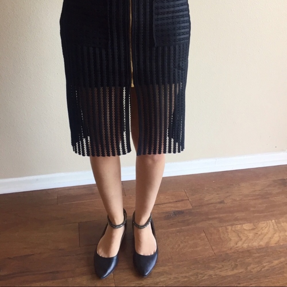 Gorgeous black skirt