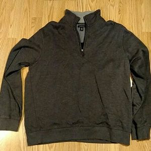 Van Heusen quarterzip (size L)