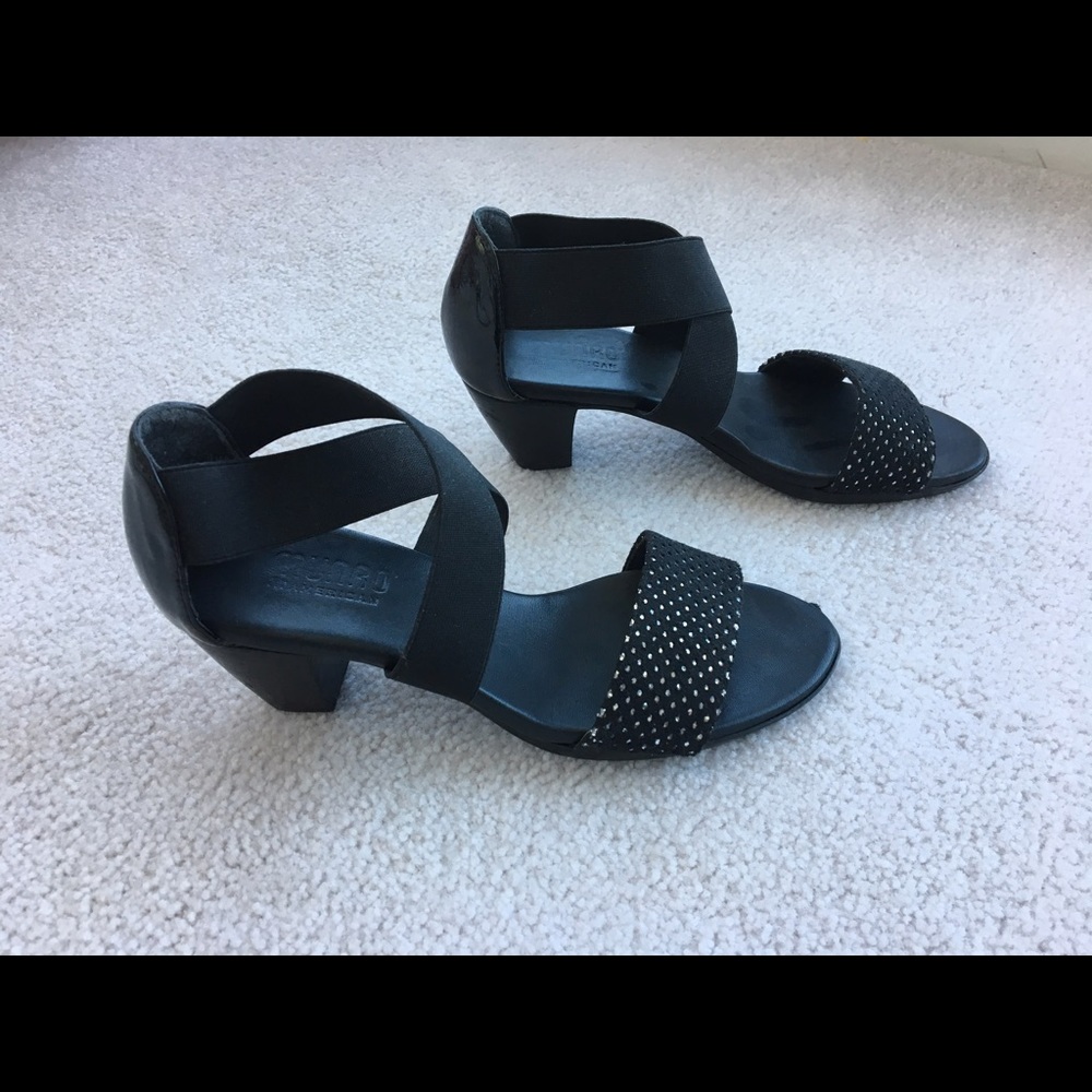 Black sparkling heeled sandals