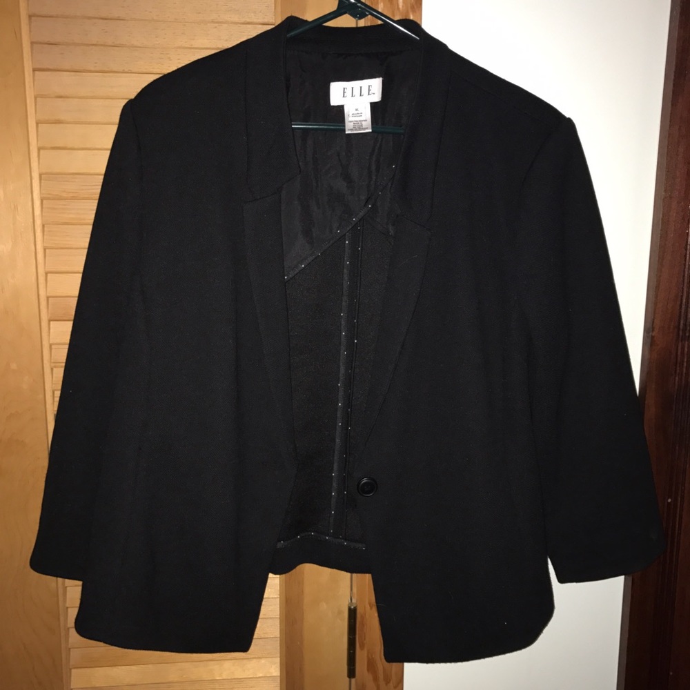ELLE Black Blazer