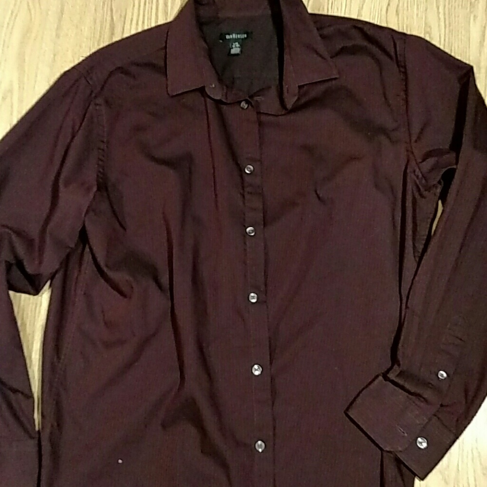 Van Heusen button down (size L)