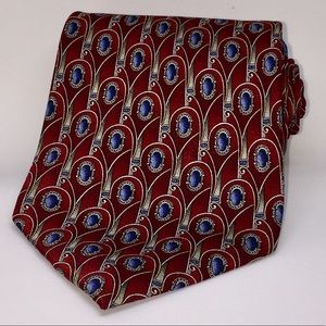 Pre-owned RoundTree & Yorke in Great Condition.