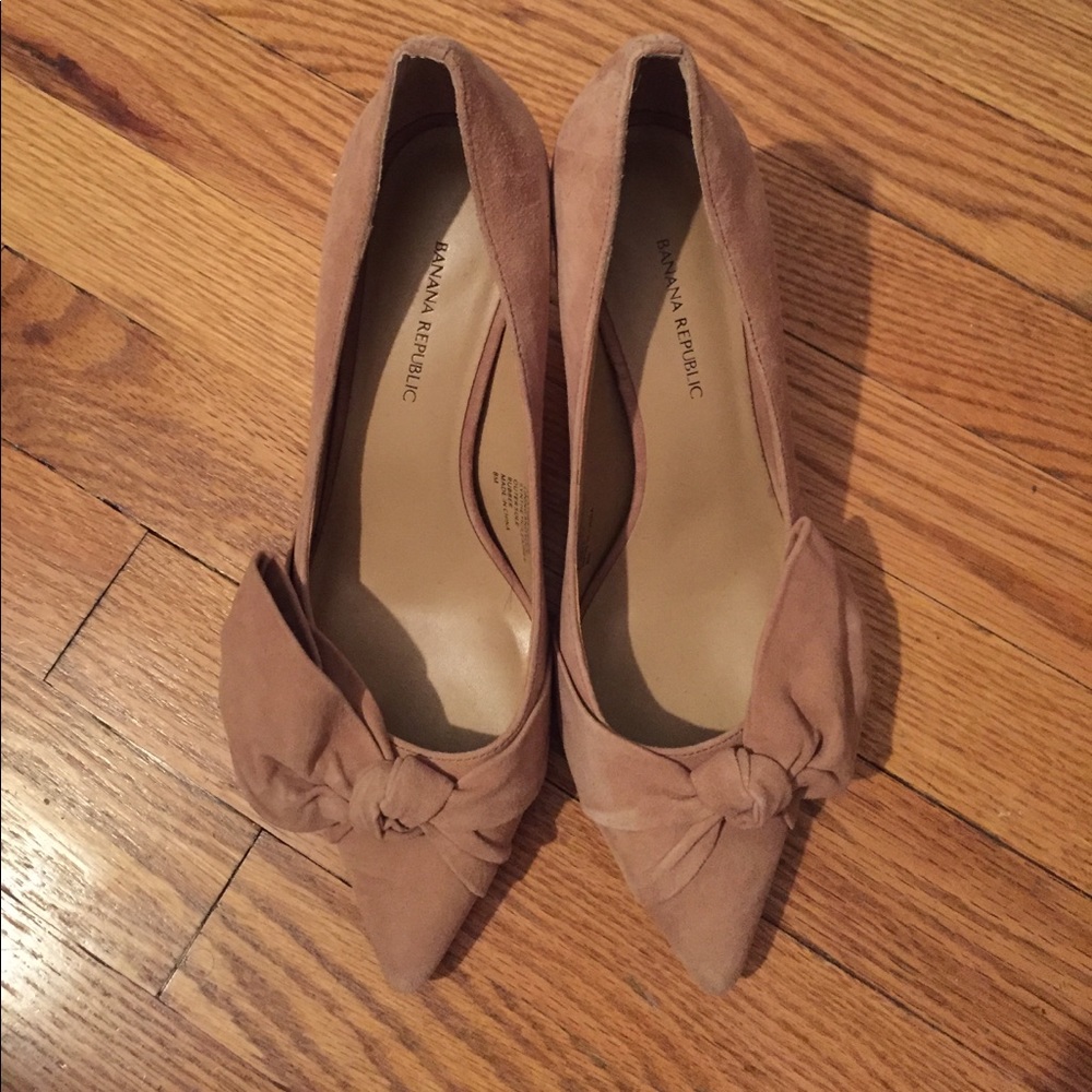 Banana Republic Low Heels