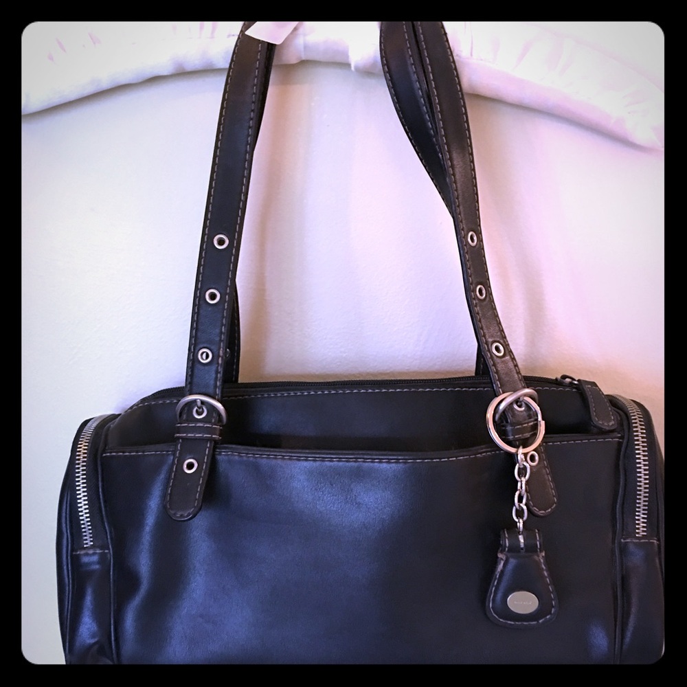 Nine West black leather look purse