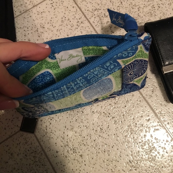 various wallets! - Picture 4 of 5