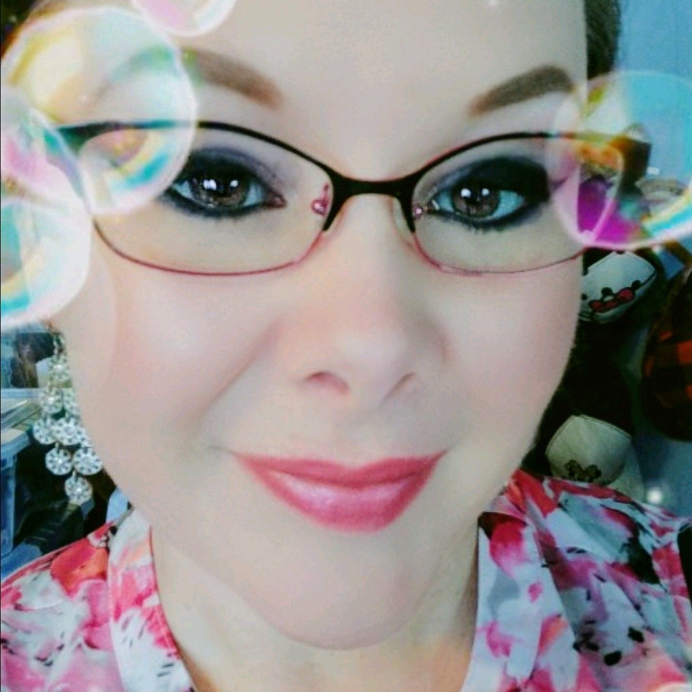 Meet your Posher, Kimberly