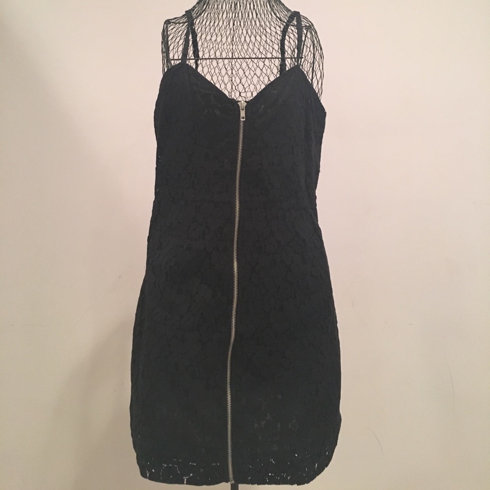 Black Lace Zipper Dress