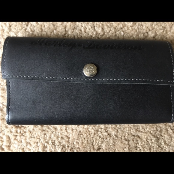 Accessories - 🦋Harley Davidson Wallet used 1x smoke free🌺