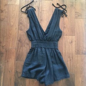 Young Fab & Broke Linen Romper