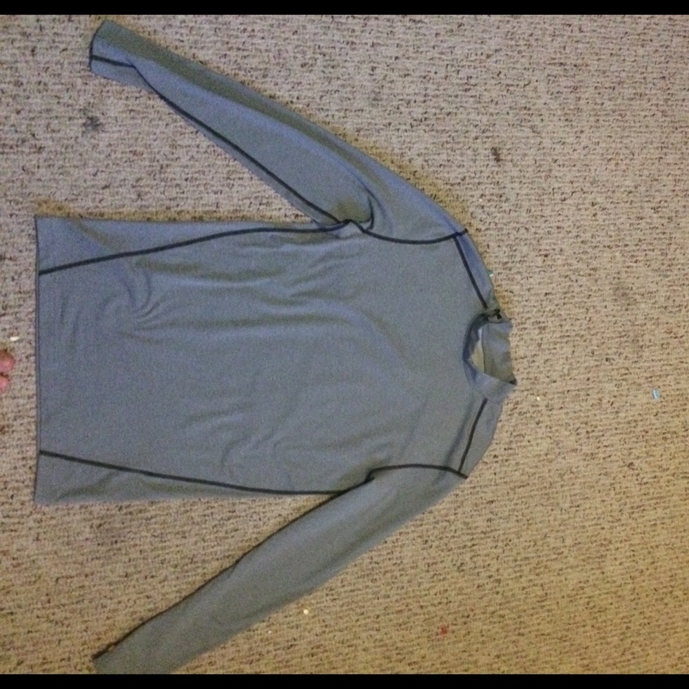 Under armor long sleeve shirt!
