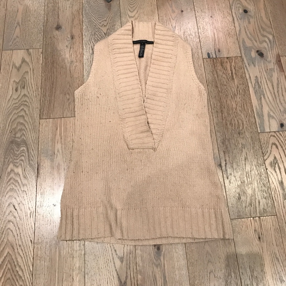 Robert Rodriguez  tan vest