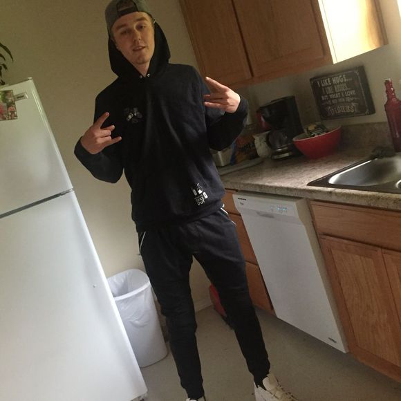 Meet your Posher, Michael - Picture 1 of 1