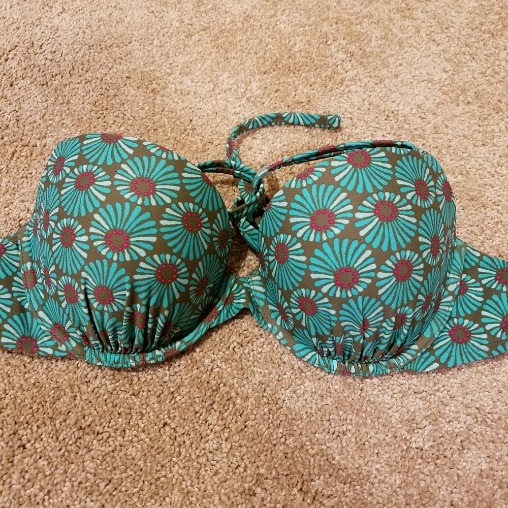 Bathing suit top