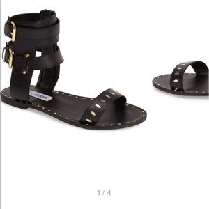 Steve Madden Sandals Carlitta