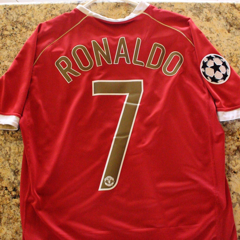 Manchester United 06/07 Champions League jersey