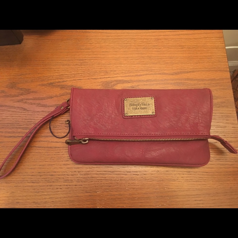Simply Vera wang wristlet