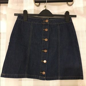 Forever 21 button up denim skirt