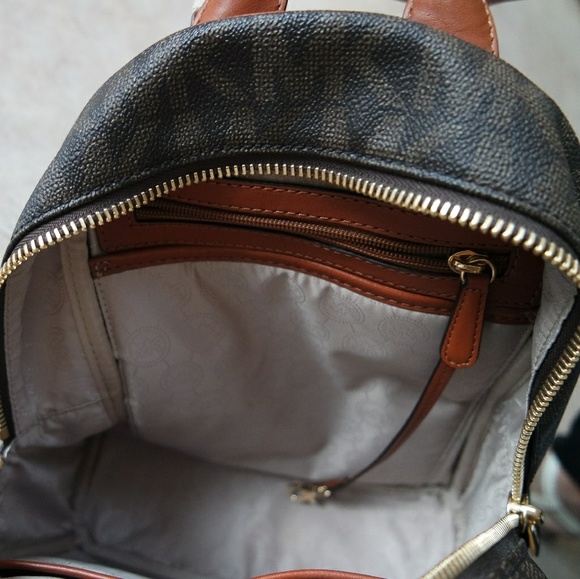 Michael Kors Jet Set Backpack (small)