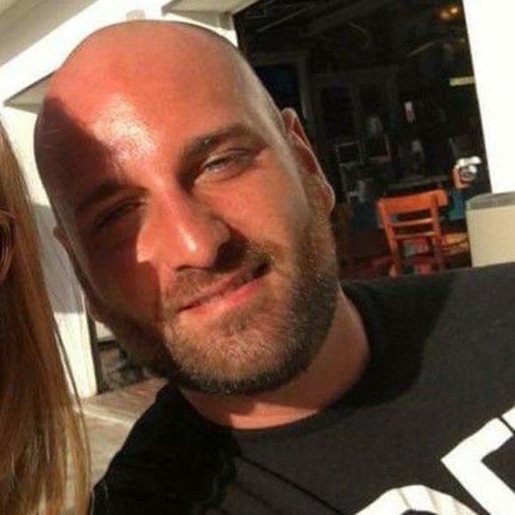 Meet your Posher, Chris - Picture 1 of 1