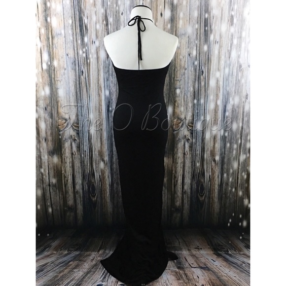 •LAST 1• Black Plunging Neck Slit Halter Maxi - Picture 3 of 5