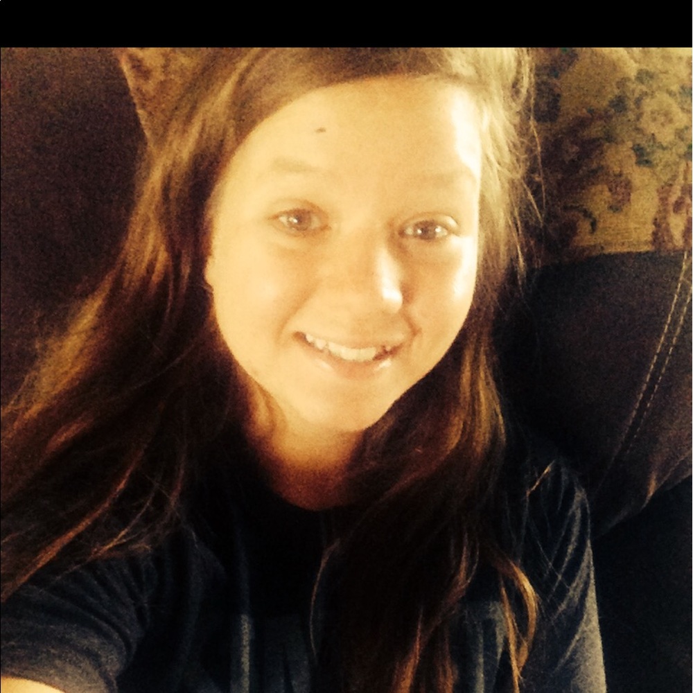 Meet your Posher, Kaylin