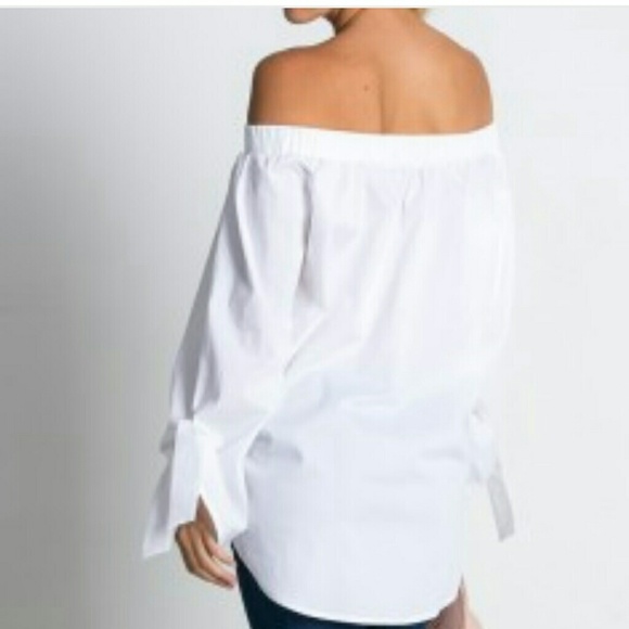 Top - Picture 2 of 2