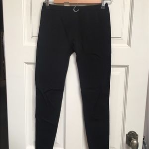 Insulated black leggings