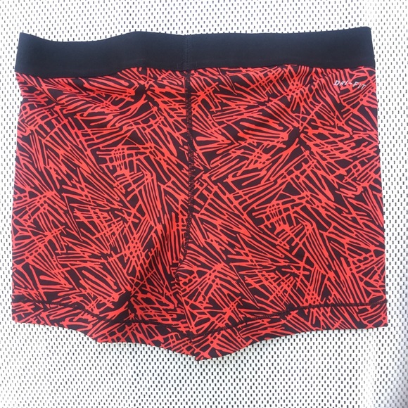 Nike pro Dri-fit short 3" New with tag - Picture 3 of 5