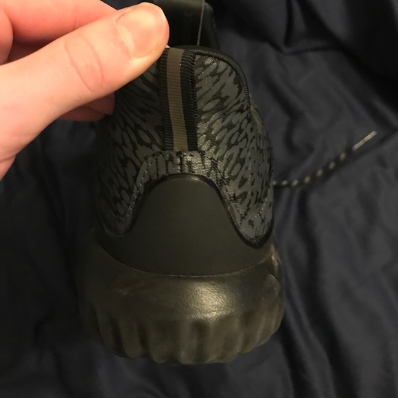 Shoes - Picture 4 of 4