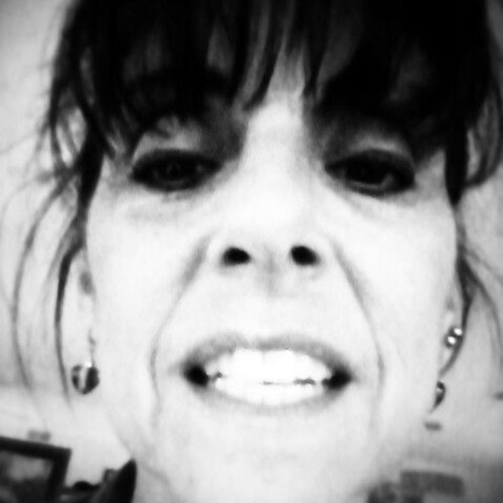 Meet your Posher, Sharon
