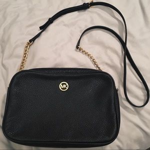 Michael Kors Jet Set Large Corssbody